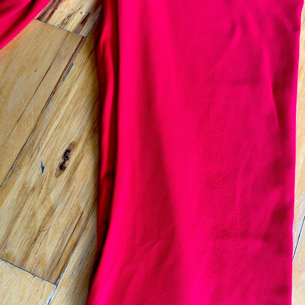 Lululemon Align size 8 red.